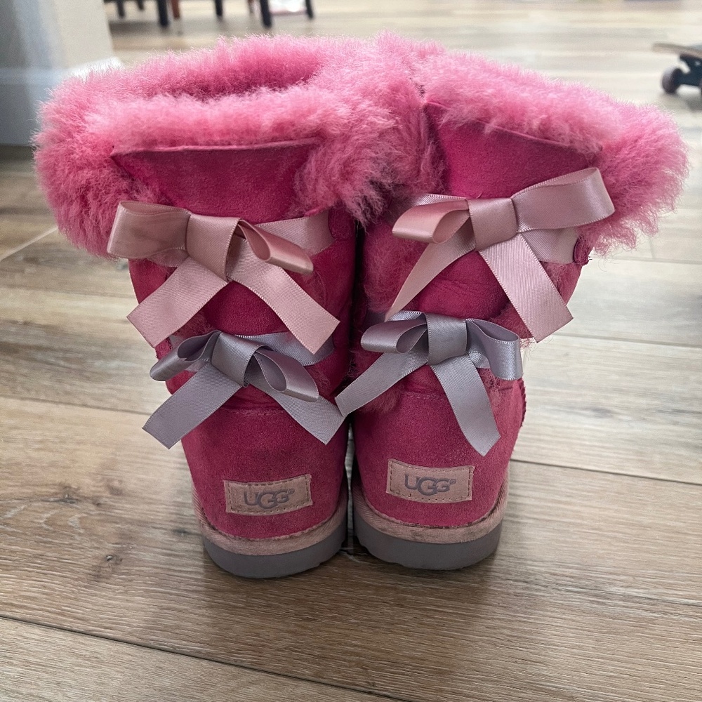UGG Bailey Bow